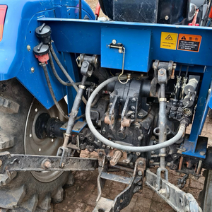 <span class=keywords><strong>Tracteur</strong></span> agricole d'occasion Dongfeng 604 4x4 60 CV avec moteur, boîte <span class=keywords><strong>de</strong></span> vitesses et chargeur frontal, origine Shandong - <span class=keywords><strong>Vidéo</strong></span> - Product Image 3