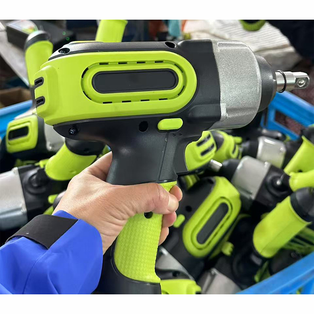 DC 12V 80W DIY Impact Wrench Set with 420N.m Max Torque 17/19/21/23MM Socket Sizes Cigarette Lighter Compatible
