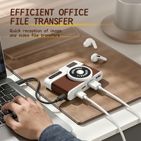 Hub USB Rétro Style Appareil Photo 4 Ports (2 USB-C, 2 USB-A) – Station d'Accueil de Bureau Vintage pour Téléphone, Ordinateur Portable, Tablette, Souris, Clavier