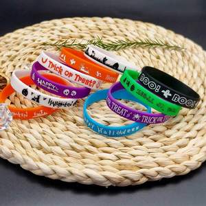 Bracelets en silicone d'Halloween avec motifs citrouille et chauve-souris, bracelets en caoutchouc pour hommes et femmes, personnalisables avec logos - Product Image 6