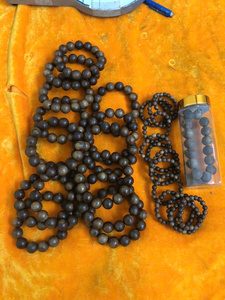 Pulsera de madera de agar Vintage para hombre Cuentas perfumadas de madera natural estilo masculino - Product Image 6