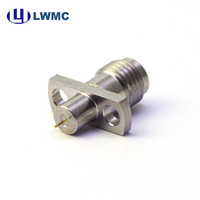 Receptáculo LWMC SMA Hembra de 2 Orificios con Montaje en Brida, Acero Inoxidable, Distancia entre Ejes Máxima de 1.30, 8. 64 mm 0. PIN de 38 mm hasta 18 GHz