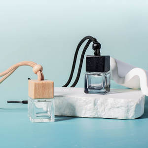 Lege flesje vierkant houten deksel hangend 8 ml gradiënt zwart blauw transparant parfum glazen auto luchtverfrisser diffuser fles met ventilatieklem - Product Image 3