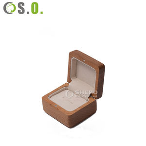 Caja de Almacenamiento de Anillos de Madera de Nogal de Lujo, con Vista Transparente, Logotipo Grabado con Láser, Forma Rectangular, para Joyería de Boda y Compromiso - Product Image 1