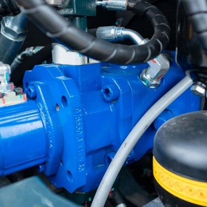 Se venden excavadoras de cadenas HyundaiHX 60 y excavadoras de ruedas HYUNDAI HW60ECO fabricadas en Corea del Sur - Product Image 4