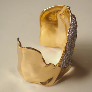 Thiết Kế Mở Micro-Pave Pha Lê Rộng Cuff <span class=keywords><strong>Bangle</strong></span> Tối Giản Không Thường Xuyên Đồng Bằng Vàng Brass Tuyên Bố Vòng Đeo Tay Lớn Cho Phụ Nữ - Product Image 4