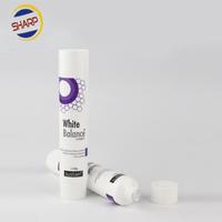 Tube en plastique recyclable de 30ml de bonne qualité avec capuchon à rabat adapté aux types de peau.