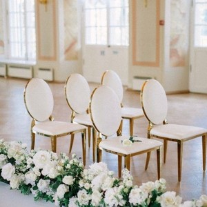 Chaise de banquet empilable en métal Louis à dossier rond pour hôtel, mobilier d'extérieur commercial de luxe à prix abordable pour mariage - Product Image 1