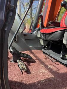 รถขุดตีนตะขาบ Doosan DX75 มือสอง สภาพดี ใช้งานปลอดภัย เครื่องยนต์ยันมาร์ 7.5 ตัน รถขุดจากเกาหลี ความจุบุ้งกี๋ 0.3 ลูกบาศก์เมตร กำลัง 39.7 กิโลวัตต์ - Product Image 6