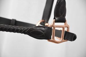 Cabestro de caballo de cuero trenzado de alta calidad, ajuste cómodo, perfecto para actividades de equitación, entrenamiento y eventos de espectáculos - Product Image 3