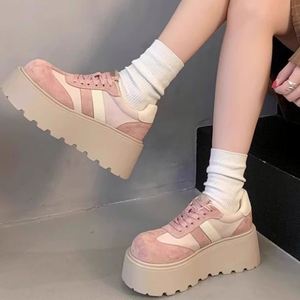Zapatillas Blancas de Primavera 2026, Suela Suave y Plataforma Gruesa, Estilo Informal y Combinable para Estudiantes - Product Image 3