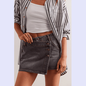 Jupe-short en <span class=keywords><strong>jean</strong></span> asymétrique à taille haute et boutonnage frontal <span class=keywords><strong>pour</strong></span> <span class=keywords><strong>femme</strong></span> Channel Fashion 2026 - Product Image 4