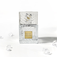 Boîtes à cosmétiques rectangulaires Bouteilles de parfum en verre gaufré uniques de haute qualité Bouteilles d'huile d'olive en gros Parfum vide