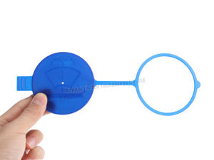 OE # A9068690072 / 6388690008 Accessoires de voiture <span class=keywords><strong>Bouchon</strong></span> de couvercle de <span class=keywords><strong>bouteille</strong></span> de lave-glace Utilisation pour Ben_z - Product Image 5