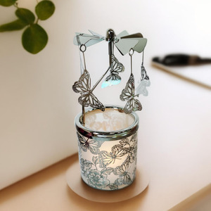Tùy Chỉnh Trung Quốc Carousel Phong Cách Kim Loại Quay Tealight Candleholder Trang Trí Nội Thất Bướm Quay Nến Đèn Lồng - Product Image 2