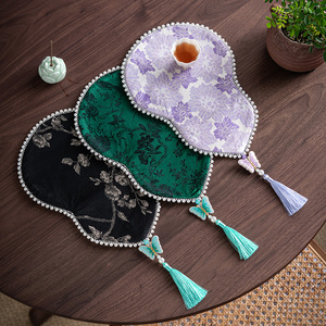 ผ้ารองกาน้ำชาลายผีเสื้อโบรเคด กันน้ำ สำหรับพิธีชงชา - Product Image 3