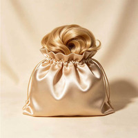Sacs de rangement de luxe en satin de soie avec cordon de serrage pour perruques, emballage textile pour mèches de cheveux avec logo et cintre