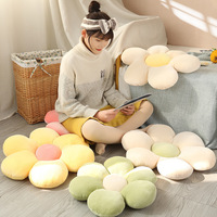 2025 bantal bunga Chamomile dekoratif lucu kursi dekorasi rumah bantal lempar geometris bantal sarung bantal bunga