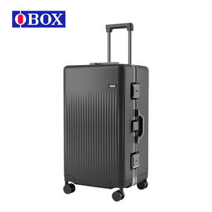 Valise trolley Mybox 26 pouces avec cadre en aluminium, rouge, légère, durable, avec serrure à combinaison et roues pivotantes - Product Image 3