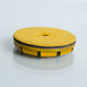 Disque de meulage diamanté 3 pouces 5 flèches avec 3 trous pour meuleuse à béton CPS Disque de meulage diamanté pour sol en béton - Product Image 6