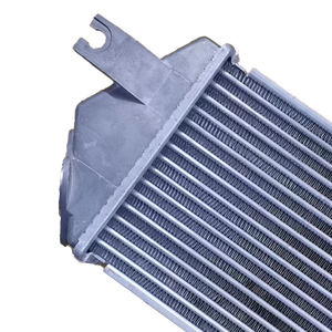 Bộ làm mát khí nạp tự động làm mát Bồn chứa nước 27004 cho Mitsubishi L200 2007 và bộ làm mát khí nạp lõi mn135001 cho xe hơi - Product Image 3