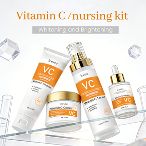 Set Skincare Illuminante alla Vitamina C OEM con Detergente, Tonico, Siero e Crema - Routine in 4 Fasi per una Pelle Visibilmente Più Chiara e Luminosa - Product Image 3