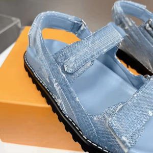 ARCHLIGHT 2025 – Nouvelles sandales décontractées pour femme en cuir PU à semelle épaisse, respirantes et souples, style vacances, pour la plage - Product Image 4