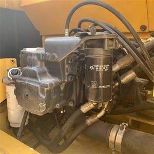 รถขุดไฮดรอลิกแบบตีนตะขาบ Komatsu PC200-8 มือสอง รุ่นปี 2020 น้ำหนักใช้งาน 20 ตัน ความจุบุ้งกี๋ 0.8 ลูกบาศก์เมตร อะไหล่หลัก - Product Image 2