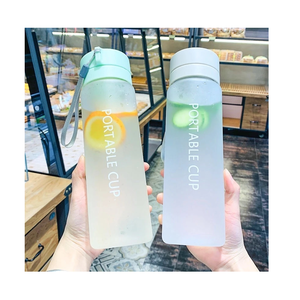 600/800 ml Large Capacity Outdoor Portable Matte Plastic Gym Sport Water Bottle Water Cup for Men Women Kids Student