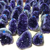 Vente en gros de géodes d'améthyste naturelle de grande taille pour la décoration