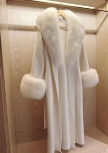 Abrigo Largo de Invierno para Mujer en Cachemira y Lana con Cuello de Piel de Zorro Real, Cálido y Moderno - Product Image 5