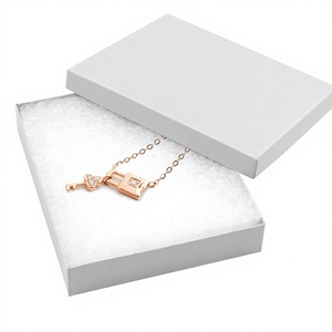 Caja de Regalo Rectangular Blanca para Joyería, Caja de Cartón para Collares y Colgantes con Inserto de Esponja - Product Image 3