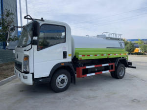 รถบรรทุกน้ำขนาดเล็ก Sinotruk HOWO 4x2 5000 ลิตร 5 ลูกบาศก์เมตร สำหรับงานเทศบาล - Product Image 2