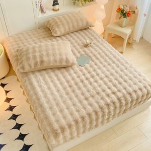 Usine fournissant des ensembles de literie en flanelle moelleuse et douce de couleur unie, personnalisés, pour la maison et l'hôtel - Product Image 6