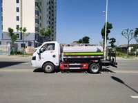 Camions-citernes 4x4/4x2 pour l'eau potable, en acier au carbone, légers, mini, neufs ou d'occasion, avec tuyau