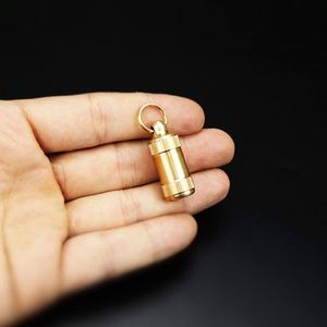 Mini botella de pastillas de latón, caja de almacenamiento de pastillas portátil impermeable para viajes al aire libre sellado a prueba de humedad caja de pastillas de primeros auxilios llavero/ - Product Image 6