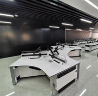 Ergonomik olarak tasarlanmış ve çevre dostu yayın stüdyosu Video düzenleme konsolu programı İletim kontrol konsolu