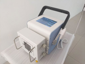 İnsan ve veteriner radyoloji mobil x <span class=keywords><strong>ray</strong></span> için yeni tıbbi taşınabilir x ışını makinesi