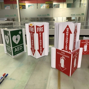 Señales <span class=keywords><strong>de</strong></span> <span class=keywords><strong>Salida</strong></span> y Precaución <span class=keywords><strong>de</strong></span> Aluminio Fotoluminiscentes Personalizadas con Energía <span class=keywords><strong>de</strong></span> Fuego, Señales <span class=keywords><strong>de</strong></span> Seguridad <span class=keywords><strong>de</strong></span> <span class=keywords><strong>Emergencia</strong></span> Autoluminosas que Brillan en la Oscuridad - Product Image 3