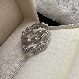 Anneaux de luxe à la mode en argent pur S925, avec un design élégant et original, à boucle d'oreille italienne brossée - Product Image 5