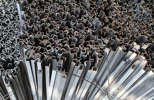 Barras Angulares de Acero Premium, Material Estructural de Alta Resistencia para Construcción, Aplicaciones Industriales, Taller e Ingeniería - Product Image 3