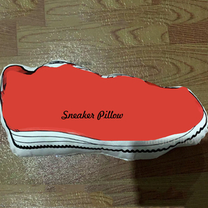 Coussin en peluche personnalisé en forme de chaussure de sport, coussin photo 3D personnalisé, coussin en forme de chaussure - Product Image 2