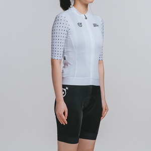 Vente en gros Maillot de cyclisme Vêtements de vélo d'été blancs Vêtements de vélo de course pour femmes Chine Logo personnalisé Sublimation Vêtements de vélo - Product Image 4
