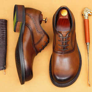 รองเท้าหนังแท้ทรงหัวมนสำหรับผู้ชายปี 2026 รองเท้าลำลองสไตล์ธุรกิจสำหรับเท้ากว้าง สไตล์อังกฤษ รองเท้าอ็อกซ์ฟอร์ดแบบมีลายฉลุ - Product Image 4