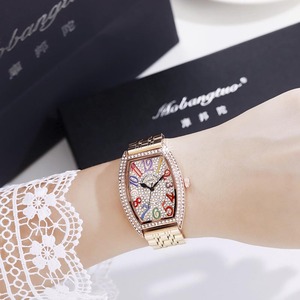 Bán Buôn Tùy Chỉnh Sang Trọng Thể Thao Thạch Anh Xem Với Kim Cương-Nạm Gymos Bảy Hạt Ban Nhạc Thép Rượu Vang Thùng Loại F Quay Số - Product Image 2