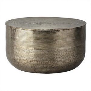 Table basse ronde large martelée et lisse, en métal industriel fait main, finition antique, pour salon, table d'appoint - Product Image 3