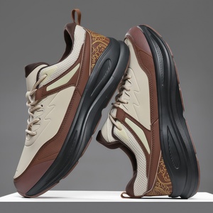 Vente en gros d'usine, baskets en cuir microfibre pour hommes grandes tailles, légères, douces, tendance, décontractées, chaussures de sport et de course - Product Image 2