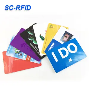 आरएफआईडी कस्टम मुद्रित कार्ड 13.56 मेगाहर्ट्ज डोर लॉक इंटेलिजेंट लॉकिंग एनएफसी बिजनेस कार्ड रंग उपहार कार्ड