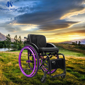 Fauteuil roulant sport auto-propulsé certifié <span class=keywords><strong>CE</strong></span>, équipement de santé, fauteuil roulant sport en aluminium, 24 pouces, frein à main de 4 pouces, 13 kg - Product Image 2