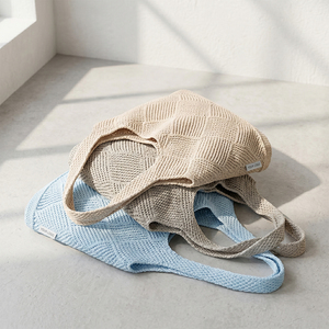 Sac fourre-tout tricoté avec étiquette tissée personnalisée pour marques à <span class=keywords><strong>marque</strong></span> privée, avec marquage intérieur et solutions d'emballage tout-en-un - Product Image 4